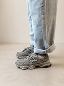 New Balance 9060 Sneakers – Grey